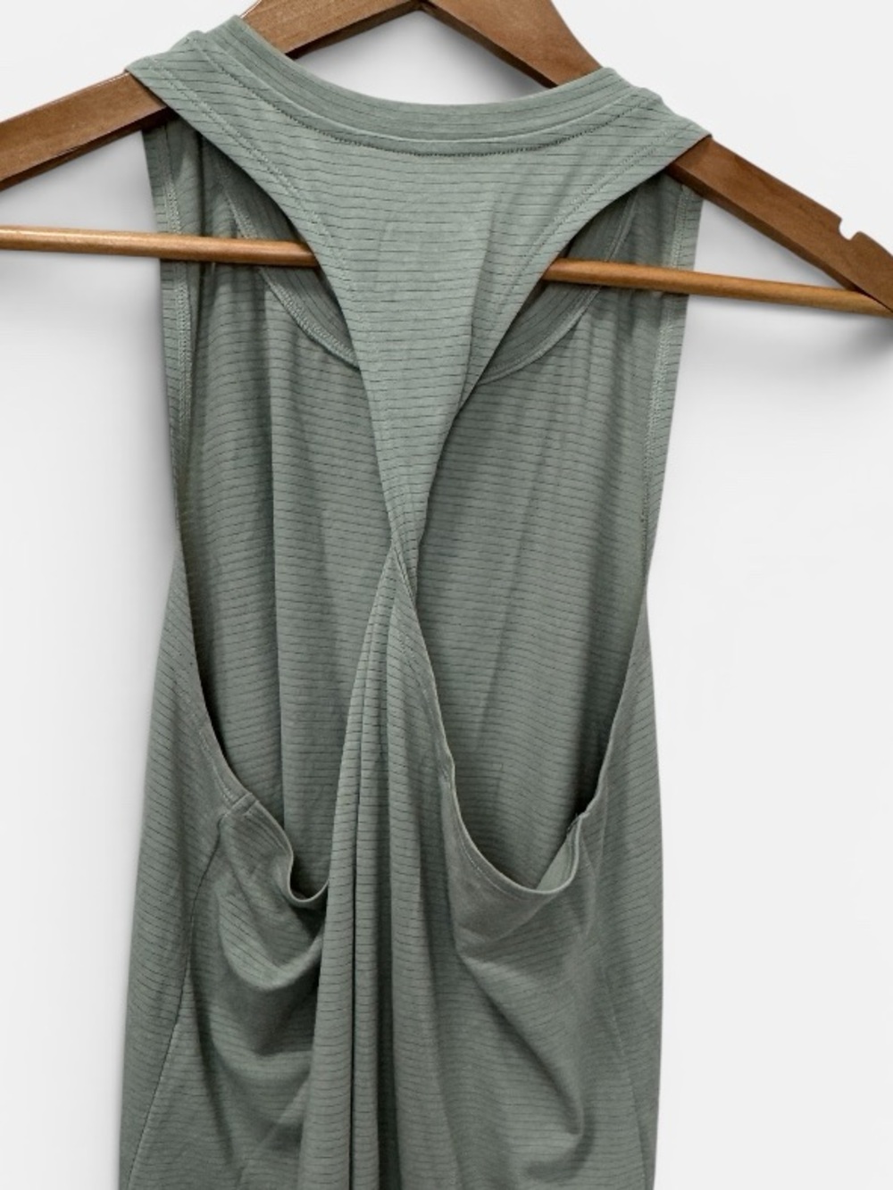 Peloton Sage Green Striped Women's Tank Twisted Back Vertical Lettering Sz. M - Picture 5 of 6